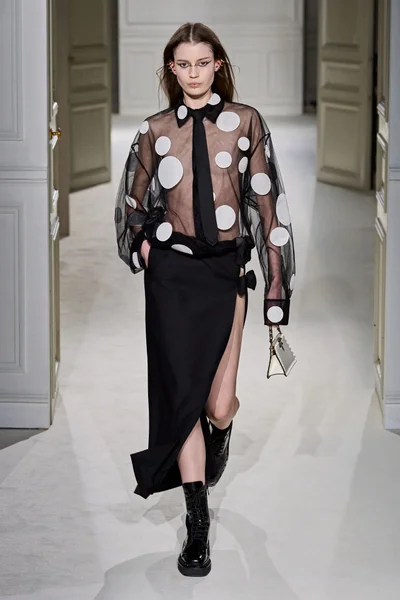 Look 22